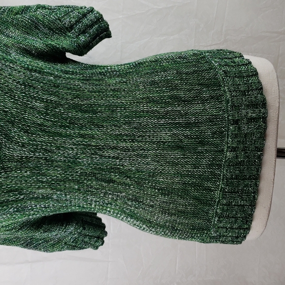 💚5/$25💚INC International Concepts Green Top Size XS - Picture 3 of 7